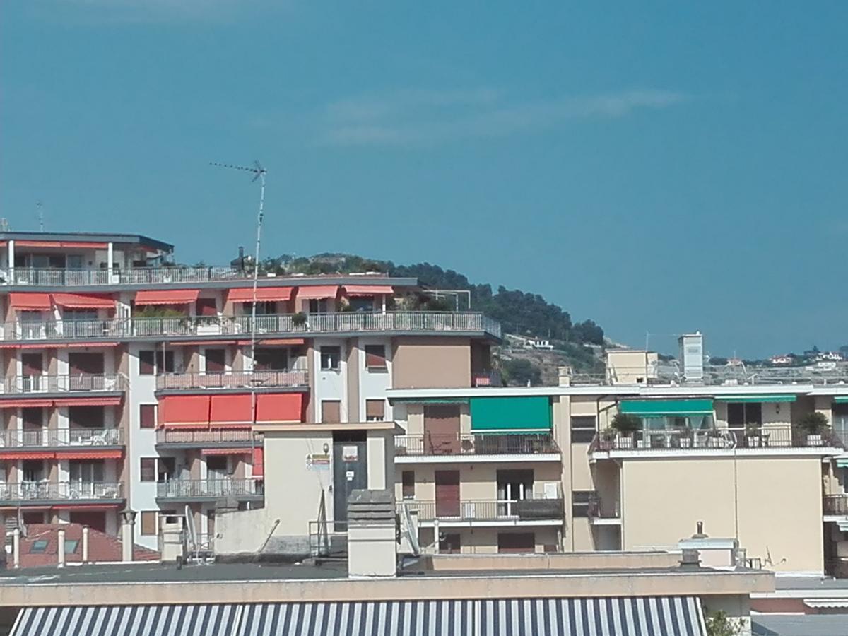 サンレモA 2 Passi Dal Mareアパートメント エクステリア 写真